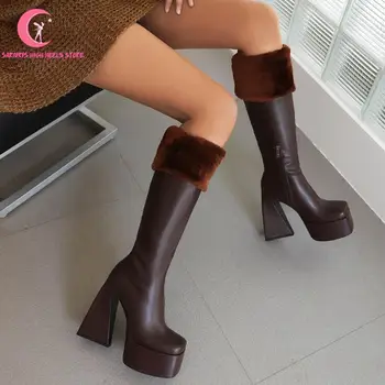 2023 Rahat Taklit Kürk Yüksek Topuklu Platformu Bayan Botları Moda Tıknaz Marka Yeni Kış Ayakkabı Kadınlar İçin Rahat Vintage Uzun Patik