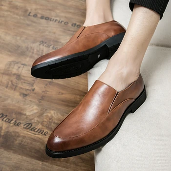 Deri Erkek Resmi Ayakkabı Lüks Marka 2023 erkek Loafer'lar Elbise Moccasins Nefes bağcıksız ayakkabı Siyah / kahverengi sürüş ayakkabısı