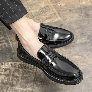Yeni erkek Rahat deri ayakkabı Nefes Platformu Loafer'lar Erkekler için Yeni 2023 Bahar erkek ayakkabısı Erkek Deri Orijinal Dikiş Ayakkabı