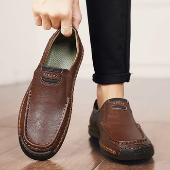 Rahat erkek Moccasins Nefes Erkek Loafer'lar Sneakers Yeni Büyük Boy Deri gündelik erkek ayakkabısı El Yapımı Erkek Tarzı ayakkabılar
