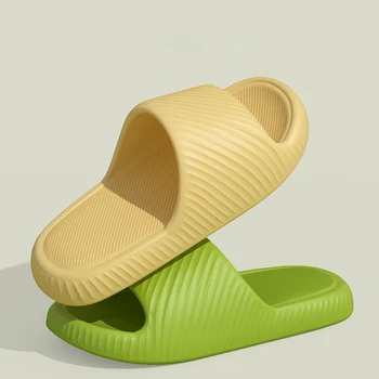 2023 Düz Renk Basit Yaz kadın Terlik Kalın Alt Plaj Banyo Kaymaz Yumuşak Sandalet Moda Erkek Slaytlar