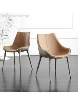 Deri Yemek sandalye ışığı Lüks High-end Modern Sözleşmeli Ev İtalyan Minimalist Kırmızı Tasarımcı Arka İskandinav Koltuk Sandalye