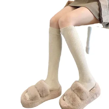 Sonbahar Kış Kadın Çorap Retro Dikey Çizgili Buzağı Orta Tüp Çorap Japon Düz Renk Kalınlaşmak Pamuk Diz üstü çorap