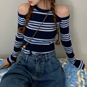 Kore Kontrast Renk Çizgili Casual Uzun kollu tişört Kadın 2023 Sonbahar Yeni O-Boyun Hollow Seksi Straplez Örme Mahsul Tops