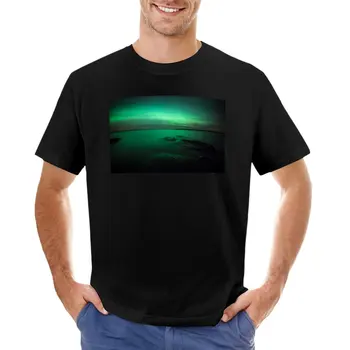 Mistik kuzey ışıkları kızdırma T-Shirt grafikli tişört Anime kısa kollu t-shirt slim fit t shirt erkekler için