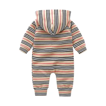 Yeni varış 2022 İlkbahar ve sonbahar yenidoğan bebek giysileri bebek erkek ve kız Romper uzun kollu çizgili kapşonlu Romper