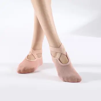 1~8 ADET Bandaj Yoga Çorap Kadınlar için Pilates Bale Dans Pamuk Çorap Kaymaz Kadın Spor Çorap Spor Salonu Egzersiz Terlik Koşu Kavrama