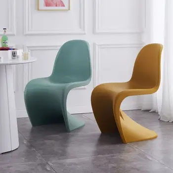 İskandinav Sandalye Yemek Odası Mobil Tasarım Plastik Masa Sandalyeler Funky Ergonomik Salon Vanity Sedie Sala Da Pranzo Balkon Mobilyaları