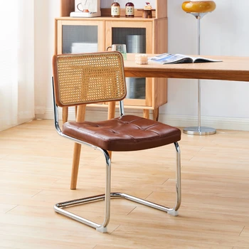 Restoran Oyun kamış örgü yemek sandalyesi İskandinav Modern Sallanan Metal Ziyafet Yemek sandalyesi Masası Vanity Cadeira Ev Mobilyaları YR50DR