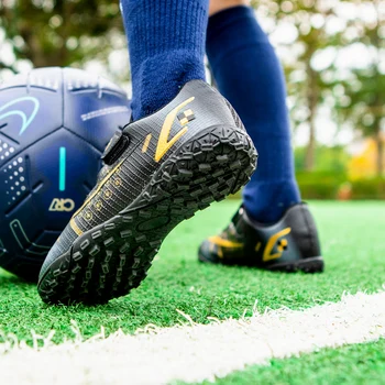 Futbol ayakkabıları kırık çivi erkek ılköğretim ve ortaokul öğrencileri özel spor ayakkabıları suni çim tf çocuk