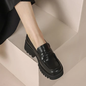 Kadın ayakkabısı Satılık 2023 Moda Lace Up Yeni kadın Yüksek Topuklu Yeni Stil Platformu Yüksek Topuklu Katı Yuvarlak Ayak Ayakkabı Kadın